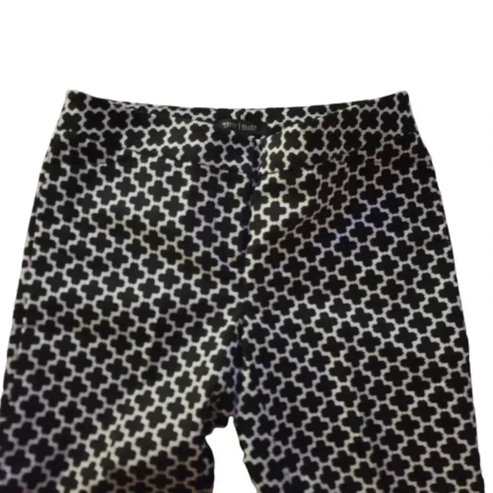 White House  Black Market black/ white pants.  Slim ankle. NWOT - Picture 5 of 9